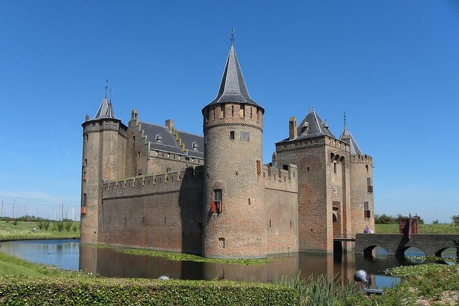 Private day trip to the Dutch castles from Amsterdam - Eight hours in the Dutch countryside