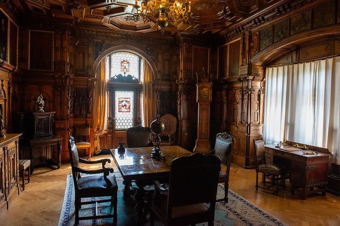 Private Full Day Trip to Peles & Bran (Dracula’s) Castles &Brasov - The guides make the difference