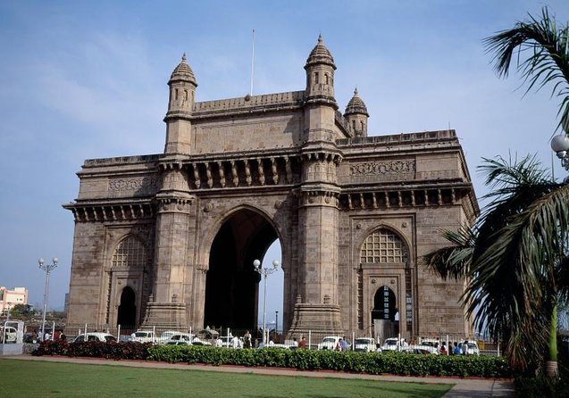 Private Guided Walking Tour in Fort & Colaba - Town Hall and the Asiatic Society