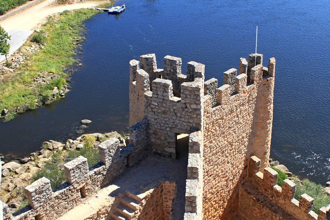 Private Knights Templar Full-Day Tour to Tomar, Almourol Castle and Constância - Almourol Castle and the Tagus River opening