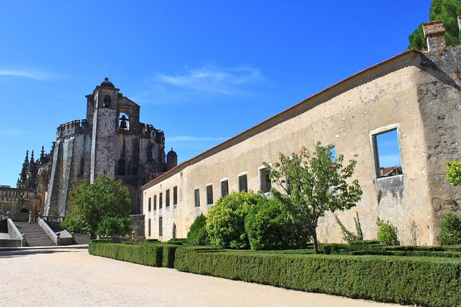 Private Knights Templar Full-Day Tour to Tomar, Almourol Castle and Constância - Santa Maria do Olival and the Templar legacy