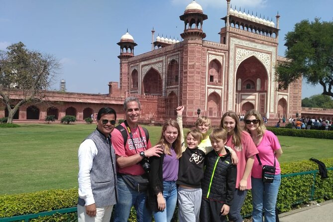 Private Tour Guide For Taj Mahal And Agra Fort - The guide’s role beyond facts