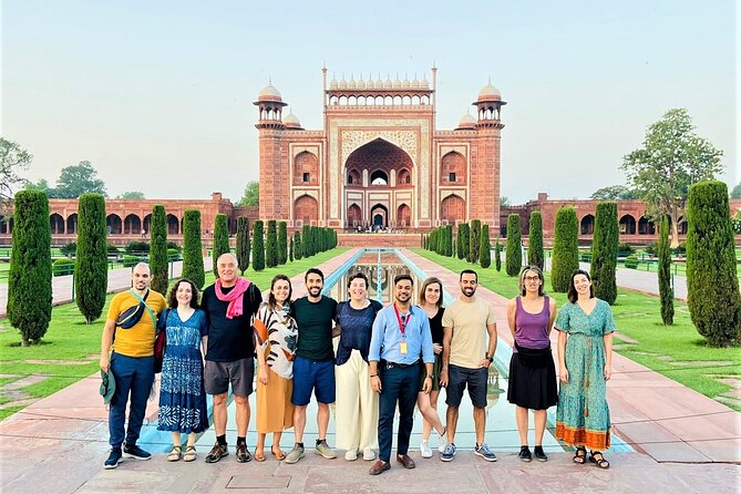 Private Tour Guide For Taj Mahal And Agra Fort - Who should book this Agra tour?