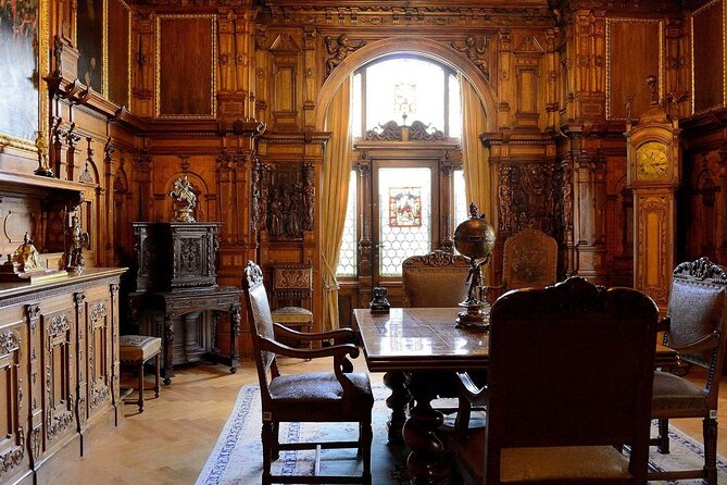 Private Tour in Bran Castle, Peles Castle, and Brasov - What the private minivan adds to the day