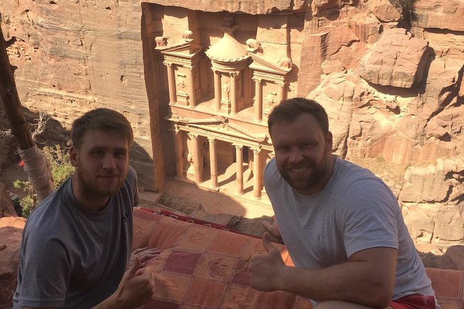 Private Tour Petra and Shobak Castle from Amman - Entering Petra through its famous stone passage
