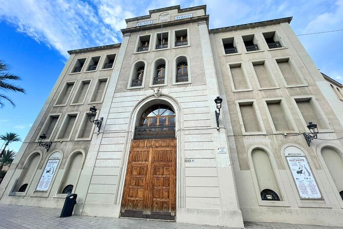Private Tour to Alicante Bullring and Santa Bárbara Castle - Key points to know before booking
