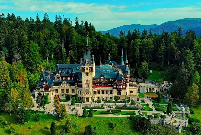 Private tour to Bran Dracula's Castle and Peleș Royal Castle - Why this Bucharest day trip works