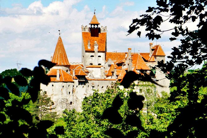 Private Tour to Dracula's Castle, Peles Castle from Bucharest - Starting at 8:00 a.m. in Bucharest