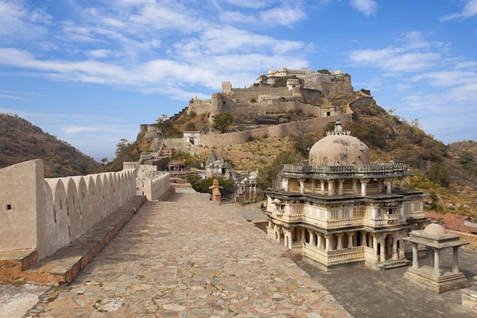 Private Transfer From Udaipur To Jodhpur Via Jain Temple & Kumbhalgarh Fort - Timing, comfort, and the practical trade-offs