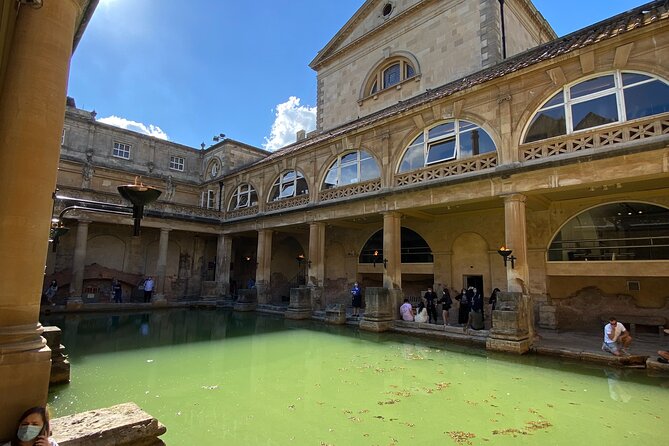 Private Windsor Castle, Stonehenge, The City of Bath Day Tour - The private guide is the real value