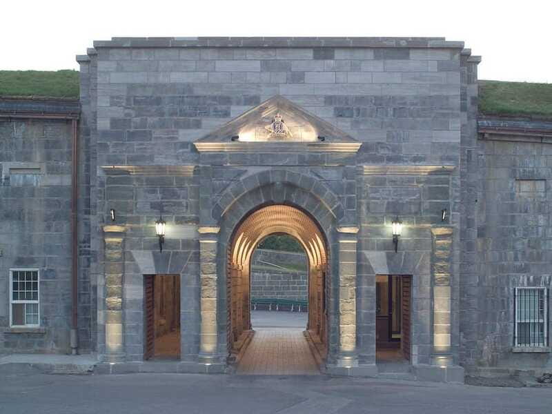 Quebec: La Citadelle de Québec Ticket and Guided Tour - Should you book La Citadelle de Québec?