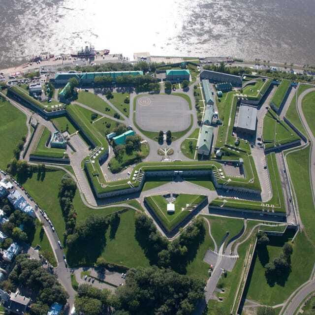 Quebec: La Citadelle de Québec Ticket and Guided Tour - Value, timing, and who should book