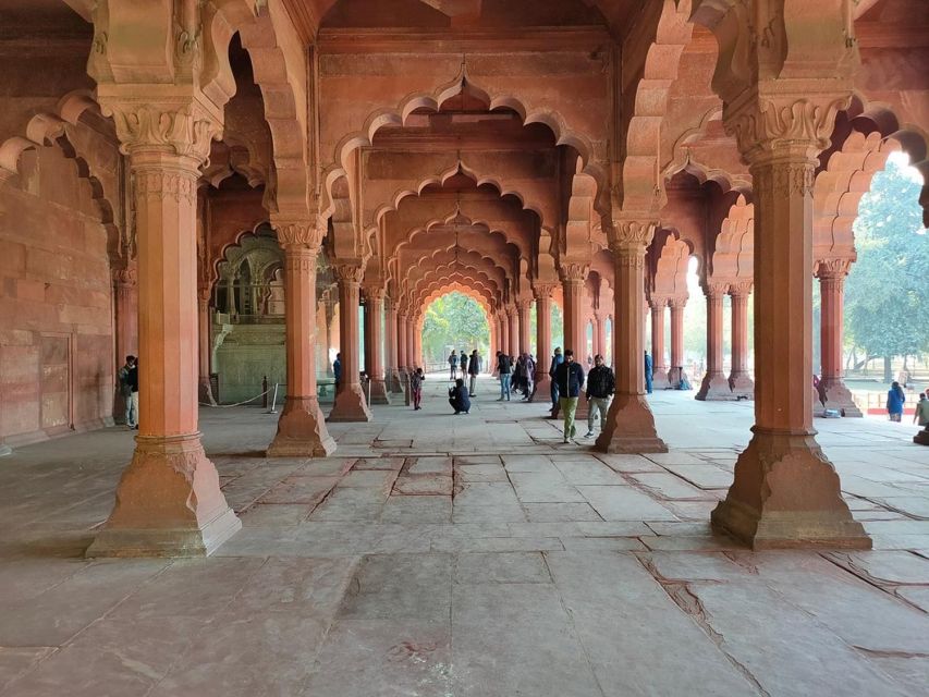 Red Fort Skip-the-Line E-tickets & guide Delhi transfers - The museums are not just an add-on
