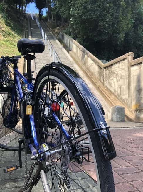 Ride around the Castle. Slurp like a Local - Fitness, clothing, and weather limits