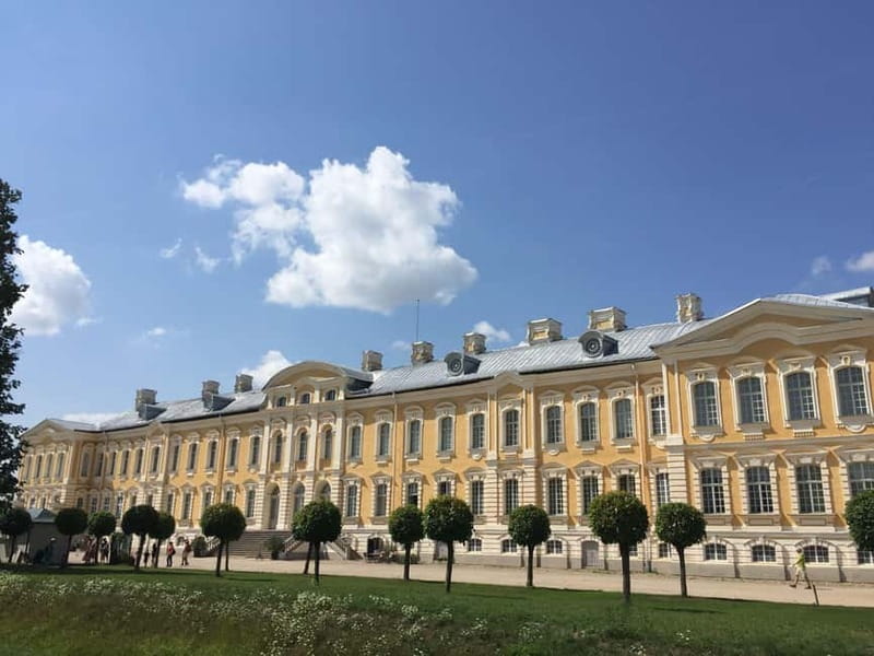 Riga: Bauska Castle, Rundale Palace and Hill of Crosses Trip - Jelgava gives the day an elegant opening