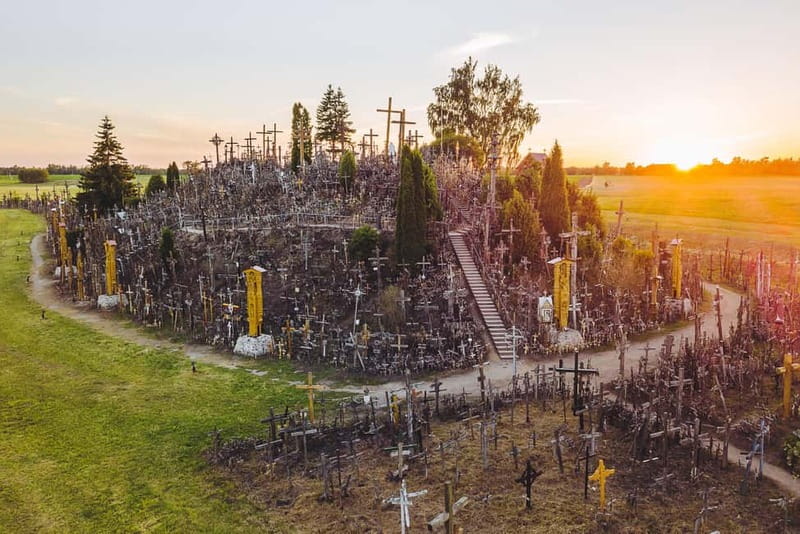 Riga: Hill of Crosses, Guided Rundale Palace & Bauska Castle - Rundāle Palace, the day’s grand centerpiece