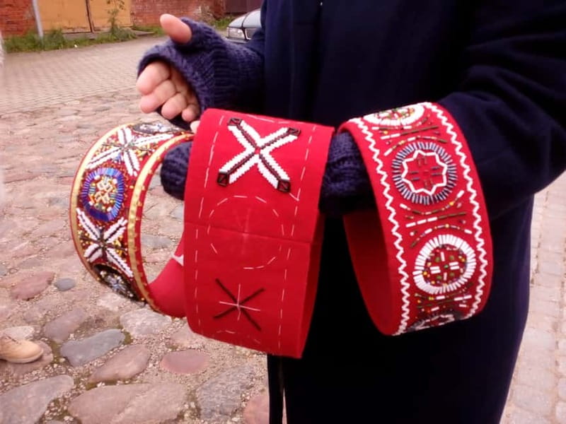 Riga: Nearby Manors and Castles Tour - Schlokenbeka and the story of Latvian roads