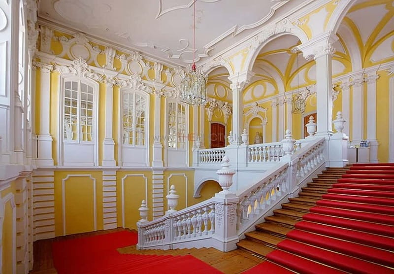 Riga: Rundale, Bauska and Hill of Cross Private Castle Tour - Inside the Baroque and Rococo rooms
