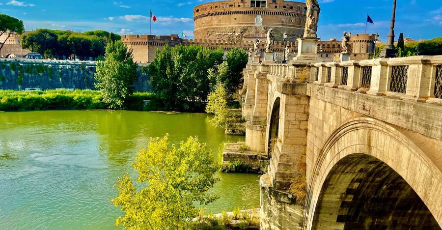 Rome: Castel Sant'Angelo and Hadrian's Tomb Guided VIP Tour - Why Castel Sant’Angelo rewards a guided visit