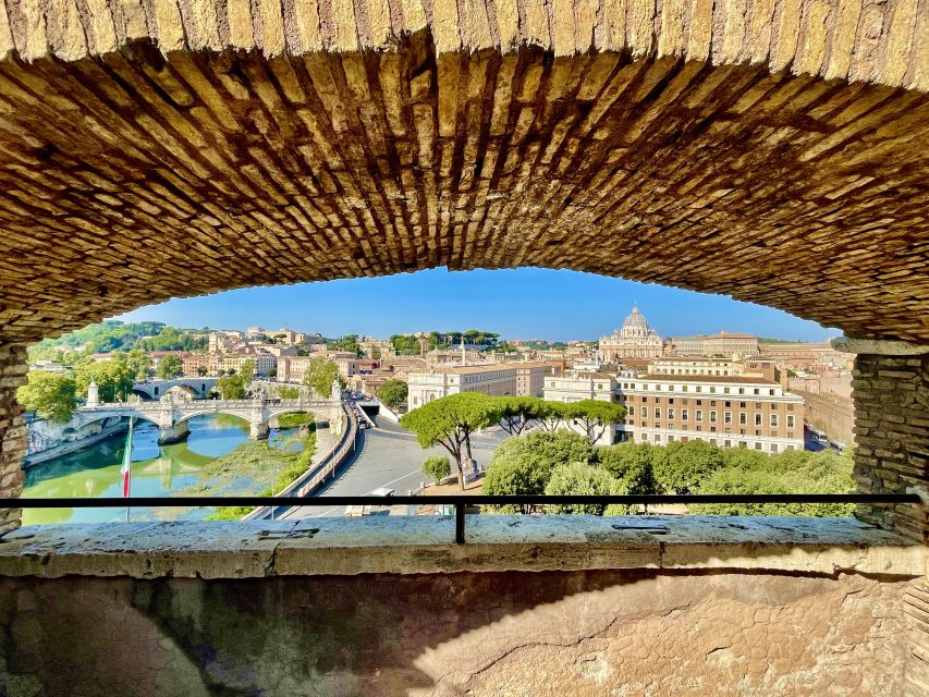 Rome: Castel Sant'Angelo and Hadrian's Tomb Guided VIP Tour - Hadrian’s tomb and the first chapter