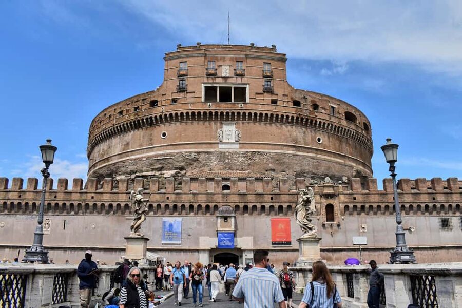 Rome: Castel Sant'Angelo Entry Ticket & Audio App - Climbing to the terraces and rooftop