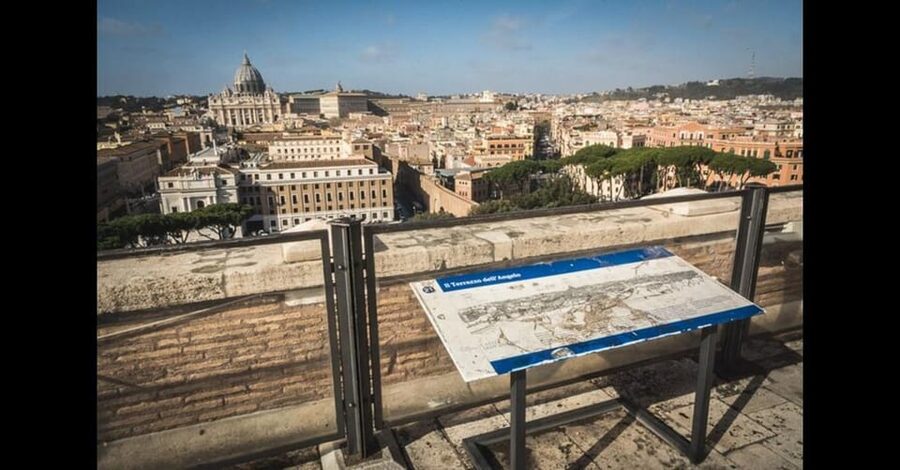 Rome: Castel Sant'Angelo Skip-the-Line Entry Tickets - From mausoleum to fortress and papal residence
