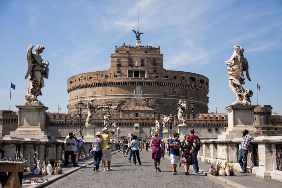 Rome: Castel Sant’ Angelo Ticket and Audio Guide - How the audio guide works in practice