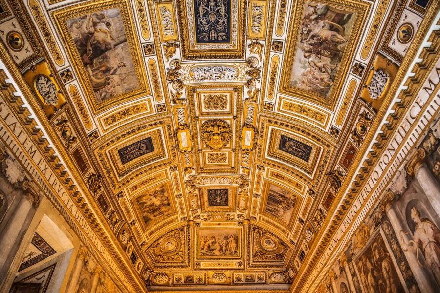 Rome: Castel Sant’ Angelo Ticket and Audio Guide - Exploring Hadrian’s round mausoleum
