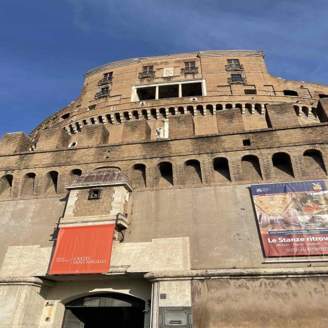 Rome: Castel Sant'Angelo Tour With Skip-the-line Access - What to bring and what to leave behind
