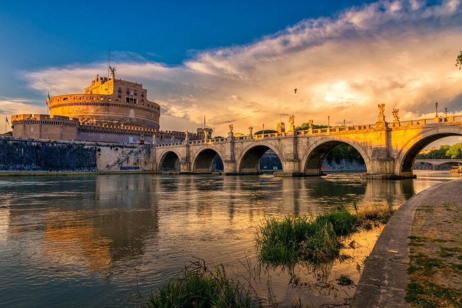 Rome: Castel Sant'Angelo Tour With Skip-the-line Access - Meeting at St. Angelo Bridge