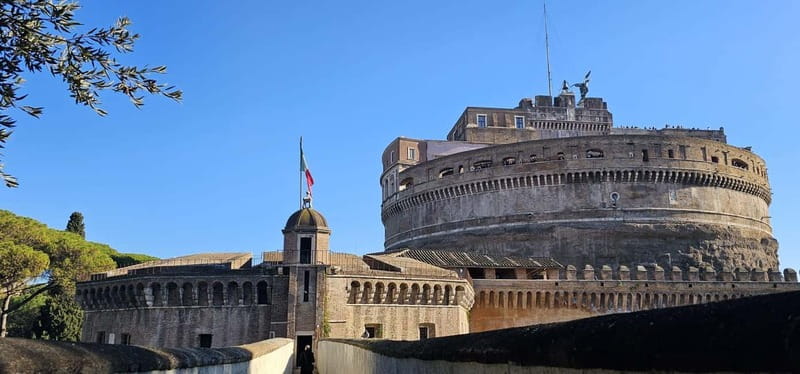 Rome: Passetto di Borgo Tour & Castel Sant’Angelo Ticket - Booking and meeting-day advice