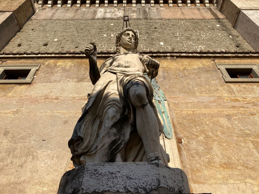 Rome Pre-Reserved Shared or Private Tour Castel Sant'Angelo - Papal corridors, rooms, and the Gran Loggia