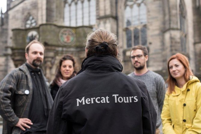 Royal Mile and Edinburgh Castle - Small Group Walking Tour - How the guides shape the experience
