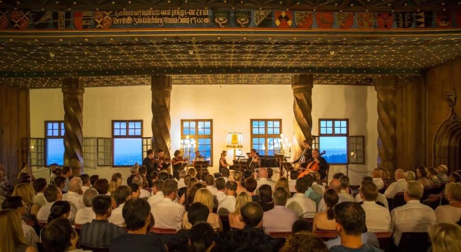 Salzburg: Best of Mozart Fortress Concert and Dinner - Is the Golden VIP option worth paying for?