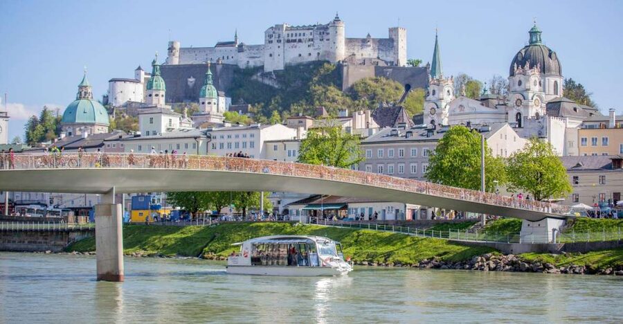 Salzburg: River Cruise & Best of Mozart Fortress Concert - A Salzburg evening built around two very different views