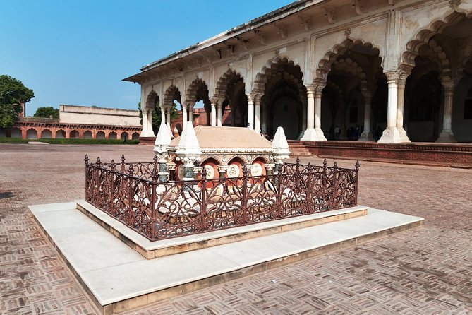 Same Day Taj Mahal, Agra Fort & Baby Taj Tour from Jaipur by Car - Guides, photos, and personal service