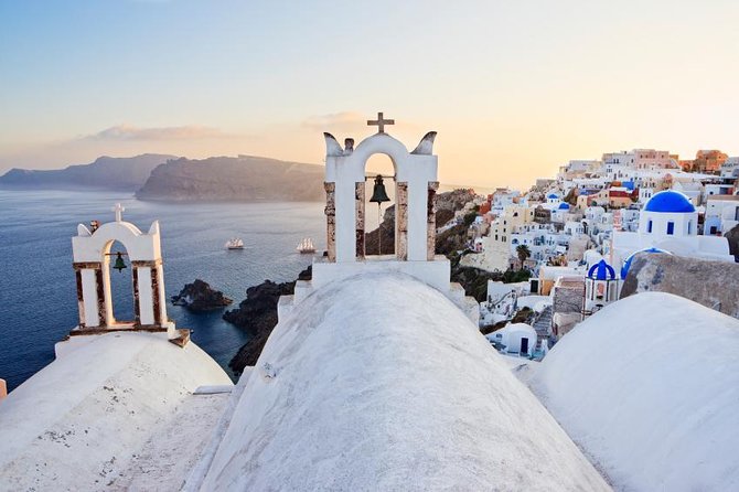 Santorini Highlights and Venetian Castles Small-Group Day Tour - Key points at a glance