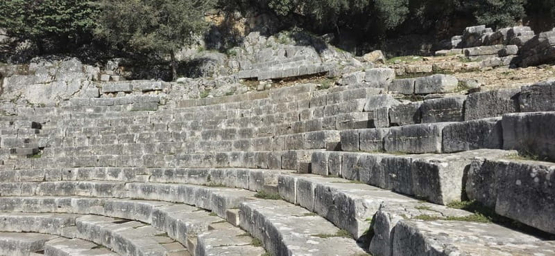 Saranda 1-Day: Butrint, Ksamil, Blue Eye & Lekuresi Castle - What the guide adds to the day