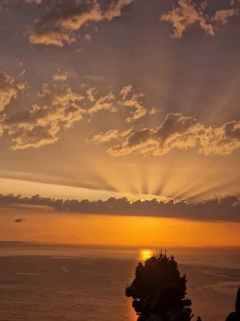 Sarande: Blue Eye Spring and Lekursi Castle Sunset Tour - Is $30 good value?