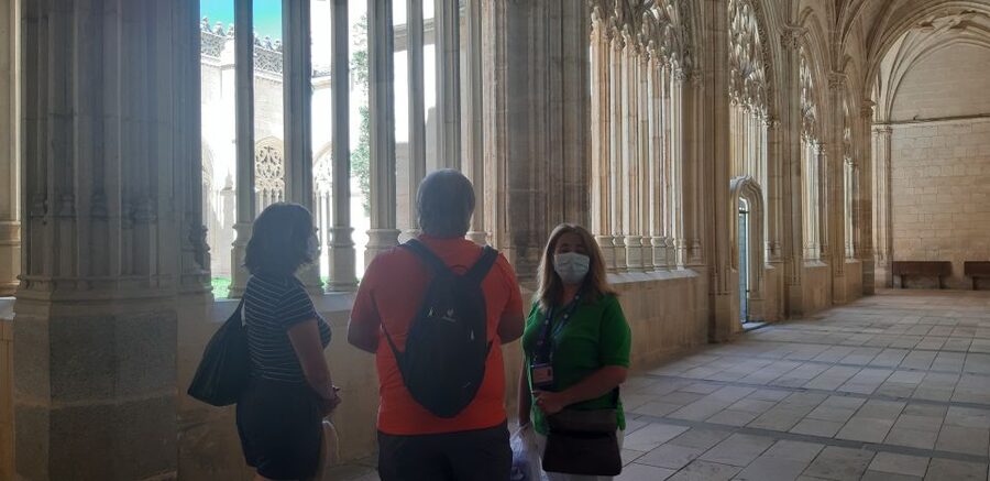 Segovia: Guided Walking Tour with Cathedral & Alcázar Entry - The Jewish quarter and Plaza Mayor