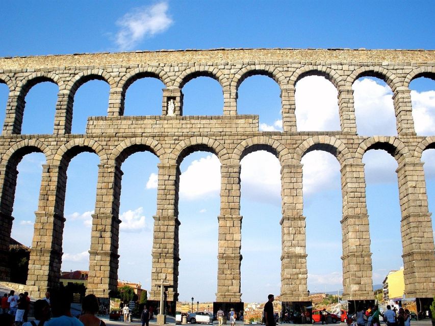 Segovia - Old Town tour including Castle visit - Why Segovia works so well as a day visit