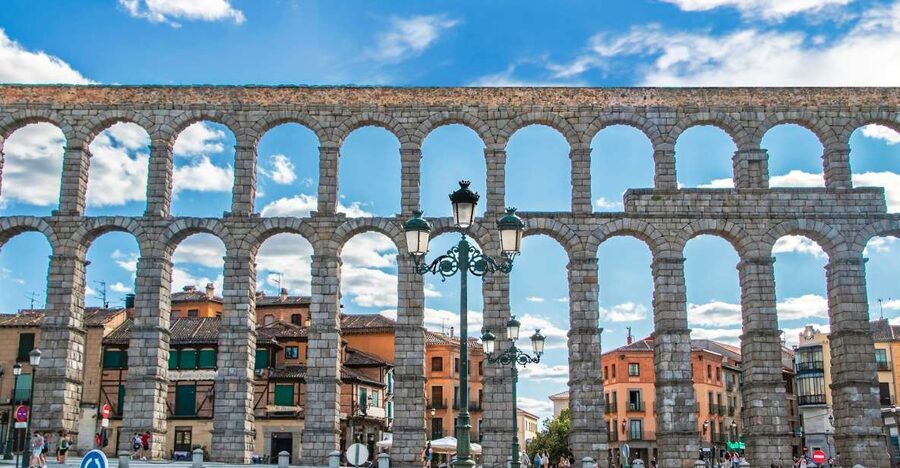 Segovia - Old Town tour including Castle visit - Should you book the Segovia Old Town and Alcázar tour?