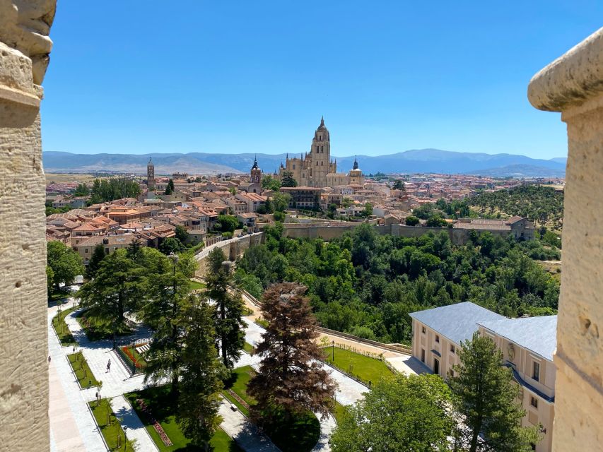 Segovia: Private City Walking Tour with Alcázar of Segovia - Key points to know before booking