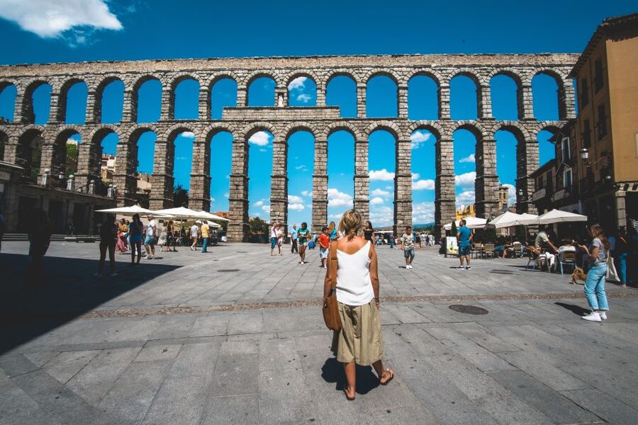 Segovia: Private City Walking Tour with Alcázar of Segovia - Starting beneath Segovia’s Roman arches