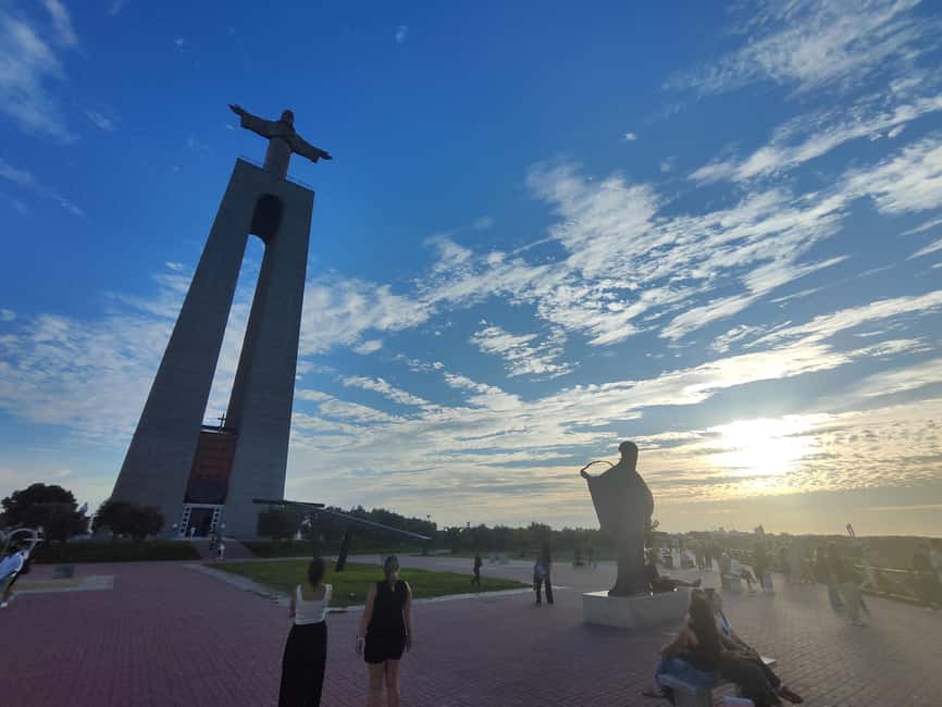 Setúbal, Nature&Culture, between Castles,Beaches, Mountains - Christ the King: a fitting final view