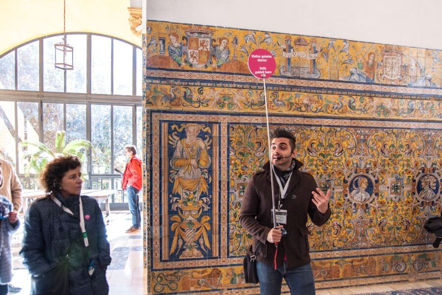 Seville: Alcázar and Cathedral Entry Ticket and Guided Tour - Who should book this Seville tour?