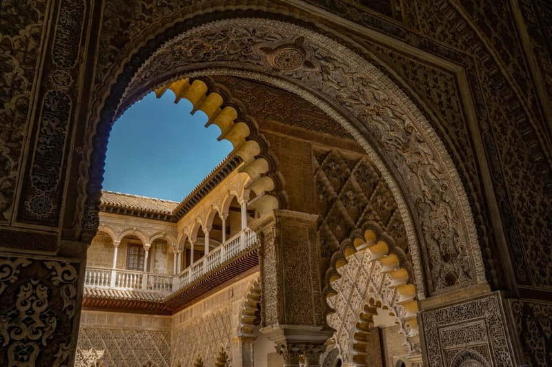 Seville: Alcázar, Cathedral, and Giralda Small-Group Tour - What a small group changes