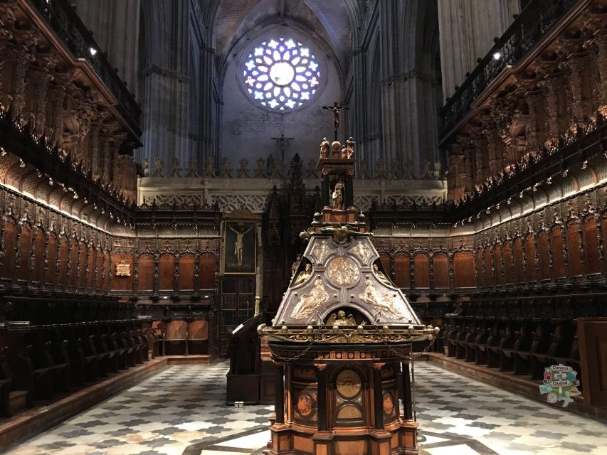 Seville: Alcázar, Cathedral & Giralda Skip-the-Line Tour - Who should choose this tour?