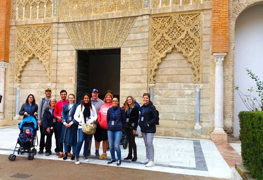 Seville: Alcázar, Cathedral & Giralda Skip-the-Line Tour - Alcázar gardens, the best place to linger
