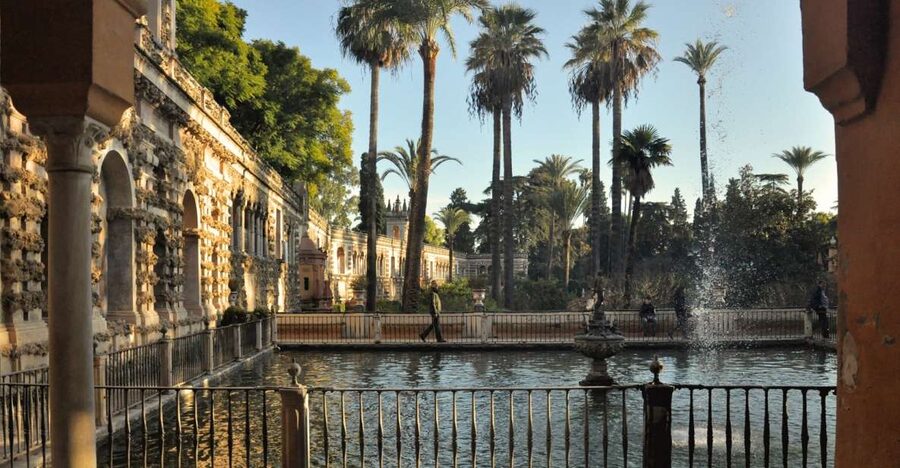 Seville: Alcazar & Cathedral Skip-the-Line Guided Tour - The Alcazar, Seville’s royal residence